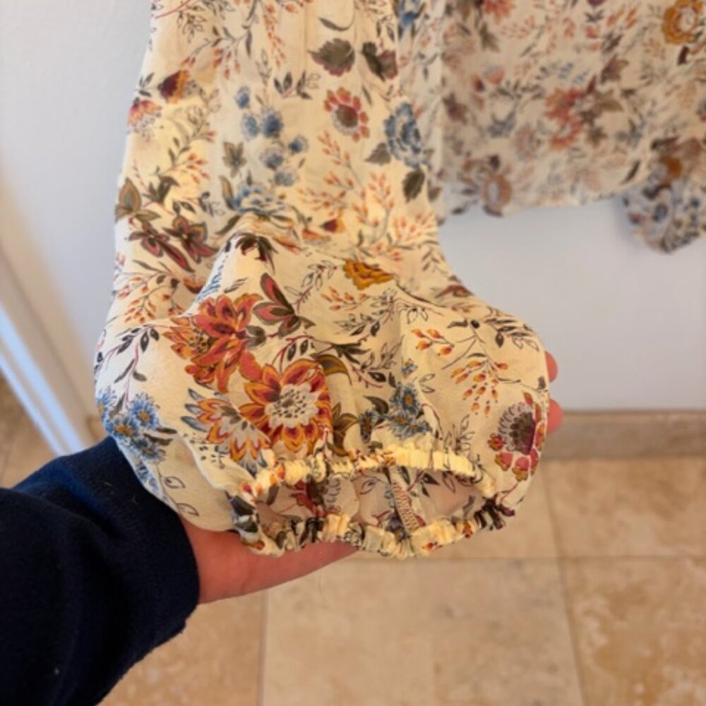Veronica Beard Floral Blouse - Picture 3 of 4